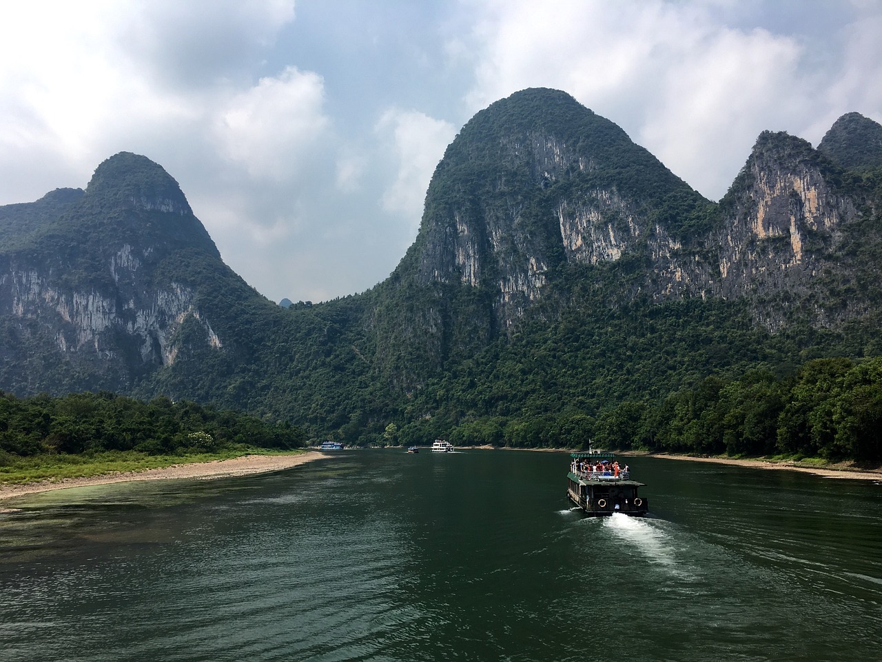 桂林三日游，梦幻山水之旅，探寻千年文化的深度体验